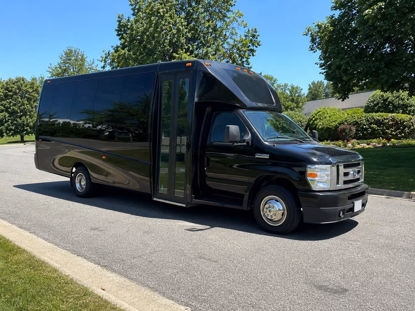 corporate party bus rental